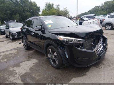 KM8J3CA27GU****** 2016 Hyundai Tucson