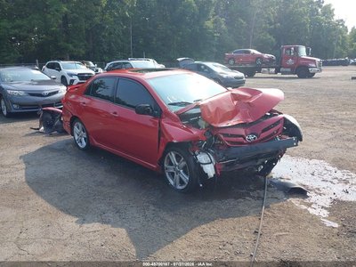 2T1BU4EE8DC****** 2013 Toyota Corolla