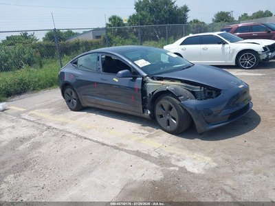5YJ3E1EA0NF****** 2022 Tesla Model 3