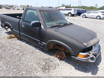 1GCCS1445X8****** 1999 Chevrolet S-10