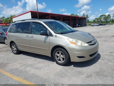 5TDZK23C09S****** 2009 Toyota Sienna