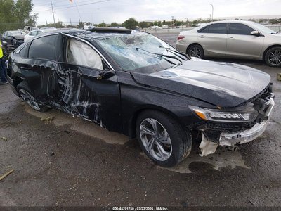 1HGCV1F57JA****** 2018 Honda Accord