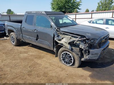 3TMLB5JN8RM****** 2024 Toyota Tacoma