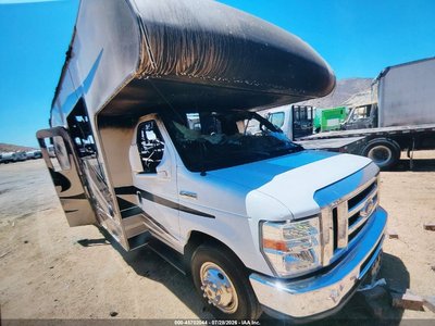 1FDXE4FS1FD****** 2015 Ford E-450