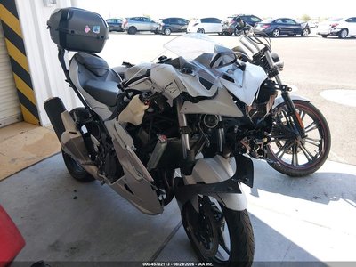 ML5EXGG14SD****** 2025 Kawasaki Ninja 500