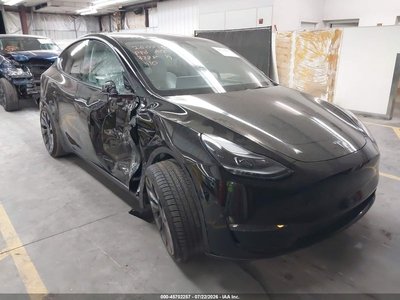7SAYGDEF7PF****** 2023 Tesla Model Y