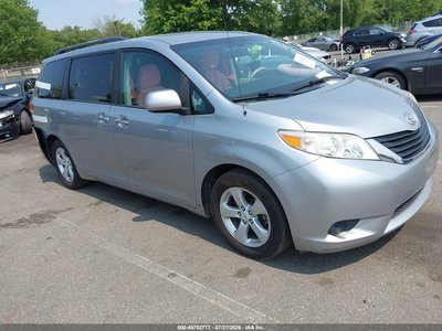 2011 Toyota Sienna