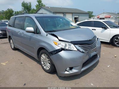 2012 Toyota Sienna