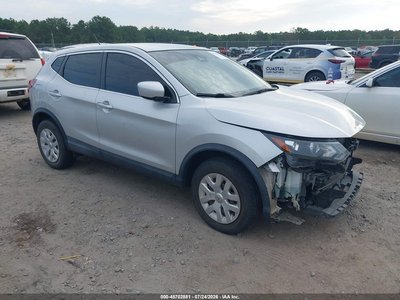 JN1BJ1CV5LW****** 2020 Nissan Rogue Sport