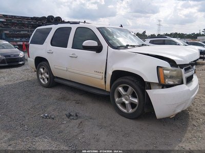 1GNSCBE05DR****** 2013 Chevrolet Tahoe