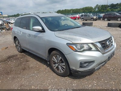 2017 Nissan Pathfinder