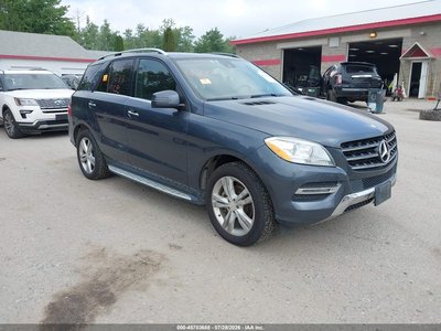 4JGDA0EB1FA****** 2015 Mercedes-Benz M-Class