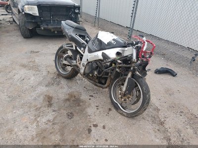 JS1GN7BA512****** 2001 Suzuki GSX-R600
