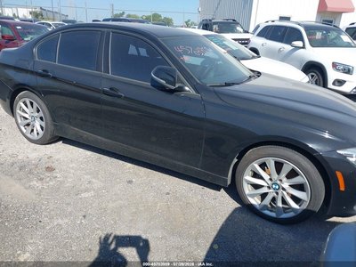 WBA8E5G59JN****** 2018 BMW 3 Series