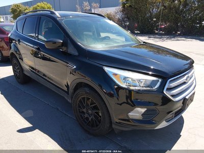 1FMCU0GD4JU****** 2018 Ford Escape