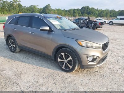5XYPH4A52GG****** 2016 Kia Sorento