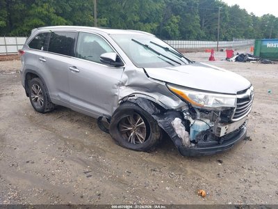 2016 Toyota Highlander