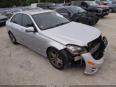 WDDGF8AB0DA****** 2013 Mercedes-Benz C-Class
