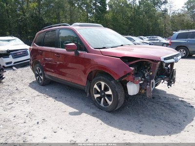 JF2SJAJC2JH****** 2018 Subaru Forester