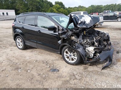 1FMCU0GD9JU****** 2018 Ford Escape