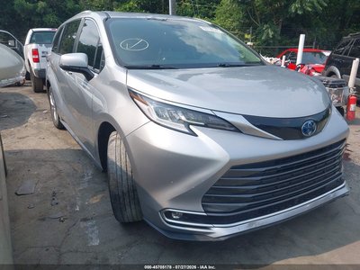 2023 Toyota Sienna