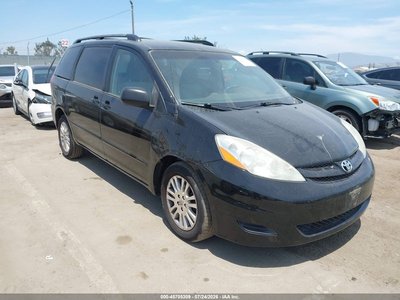 2010 Toyota Sienna