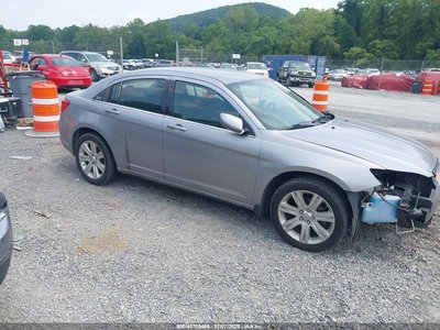 1C3CCBBB0EN****** 2014 Chrysler 200