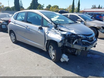 3HGGK5H46KM****** 2019 Honda Fit