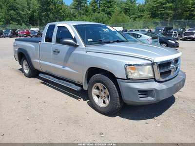 1D7HW32KX8S****** 2008 Dodge Dakota