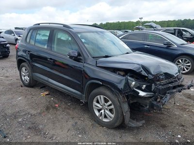 WVGAV7AX5GW****** 2016 Volkswagen Tiguan