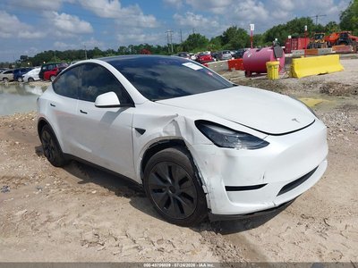 7SAYGDEDXRF****** 2024 Tesla Model Y