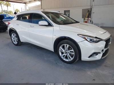 2017 Infiniti QX30