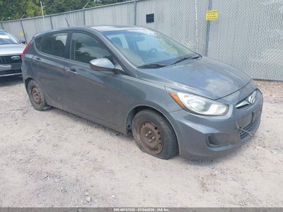 KMHCT5AE9CU****** 2012 Hyundai Accent