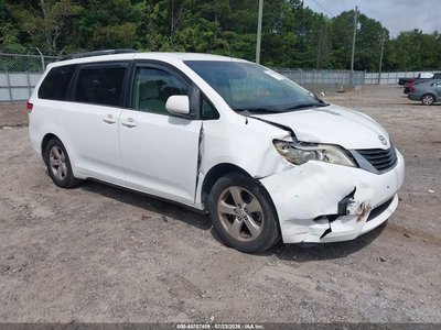 2013 Toyota Sienna