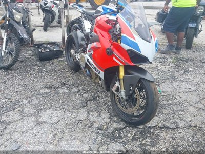 ZDMDAGNW5KB****** 2019 Ducati Panigale