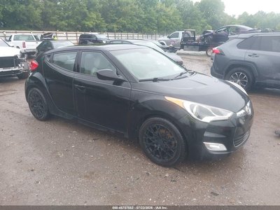 KMHTC6AD5DU****** 2013 Hyundai Veloster