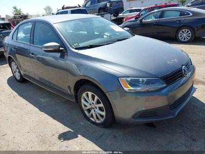 3VWDX7AJ1CM****** 2012 Volkswagen Jetta