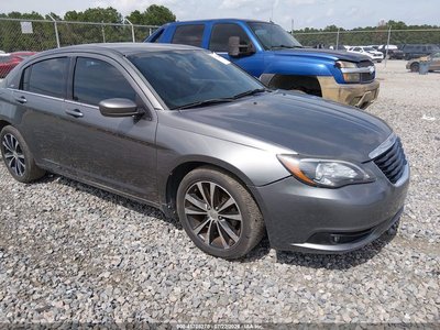 2012 Chrysler 200