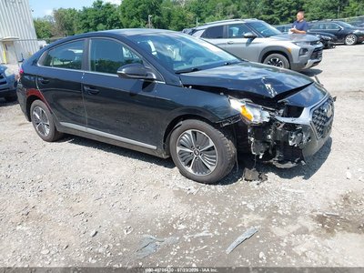 KMHC75LD8NU****** 2022 Hyundai Ioniq Plug-in Hybrid