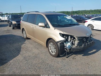 2011 Toyota Sienna