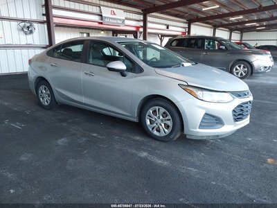 1G1BC5SM3K7****** 2019 Chevrolet Cruze