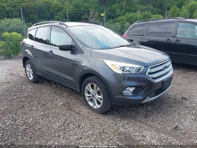 1FMCU0HD7JU****** 2018 Ford Escape