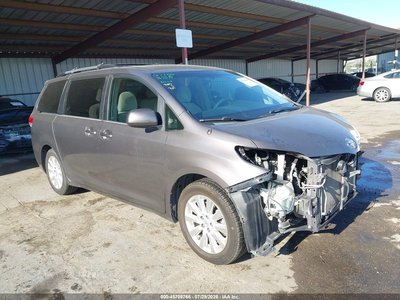 2014 Toyota Sienna