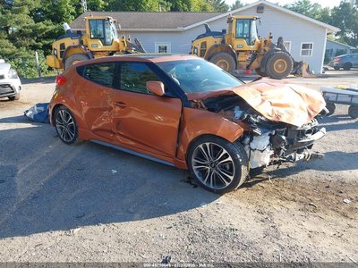 KMHTC6AE7GU****** 2016 Hyundai Veloster
