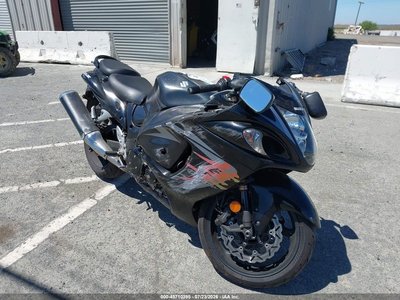 JS1GX72A192****** 2009 Suzuki GSX1300R