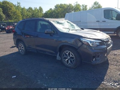 JF2SKAJC1LH****** 2020 Subaru Forester