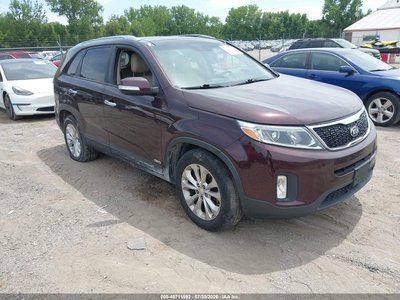 5XYKUDA7XEG****** 2014 Kia Sorento