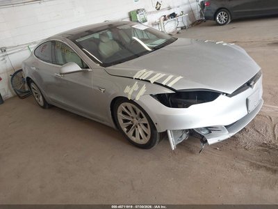 5YJSA1E24HF****** 2017 Tesla Model S