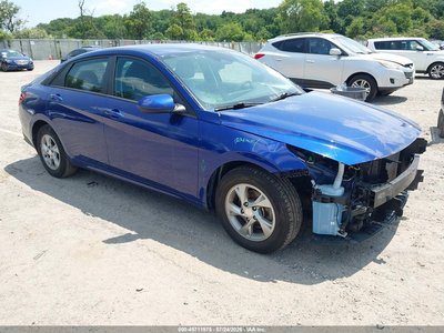 5NPLL4AG2NH****** 2022 Hyundai Elantra