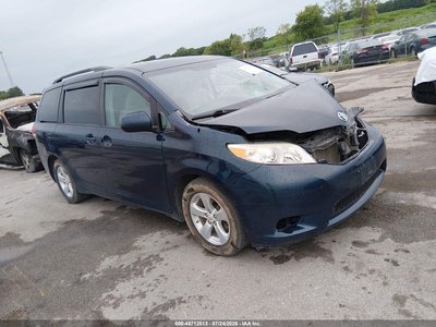 2012 Toyota Sienna